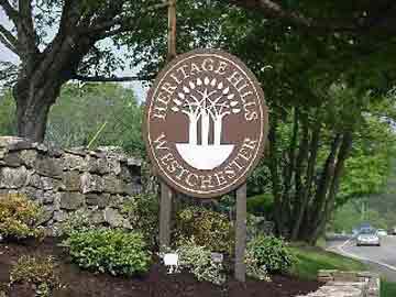 heritage hills sign